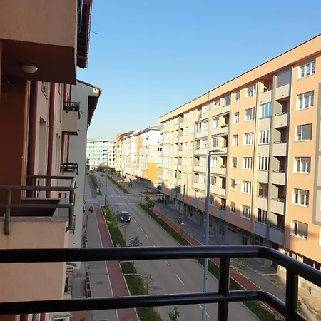 Apartman Kala شقة Lukavica